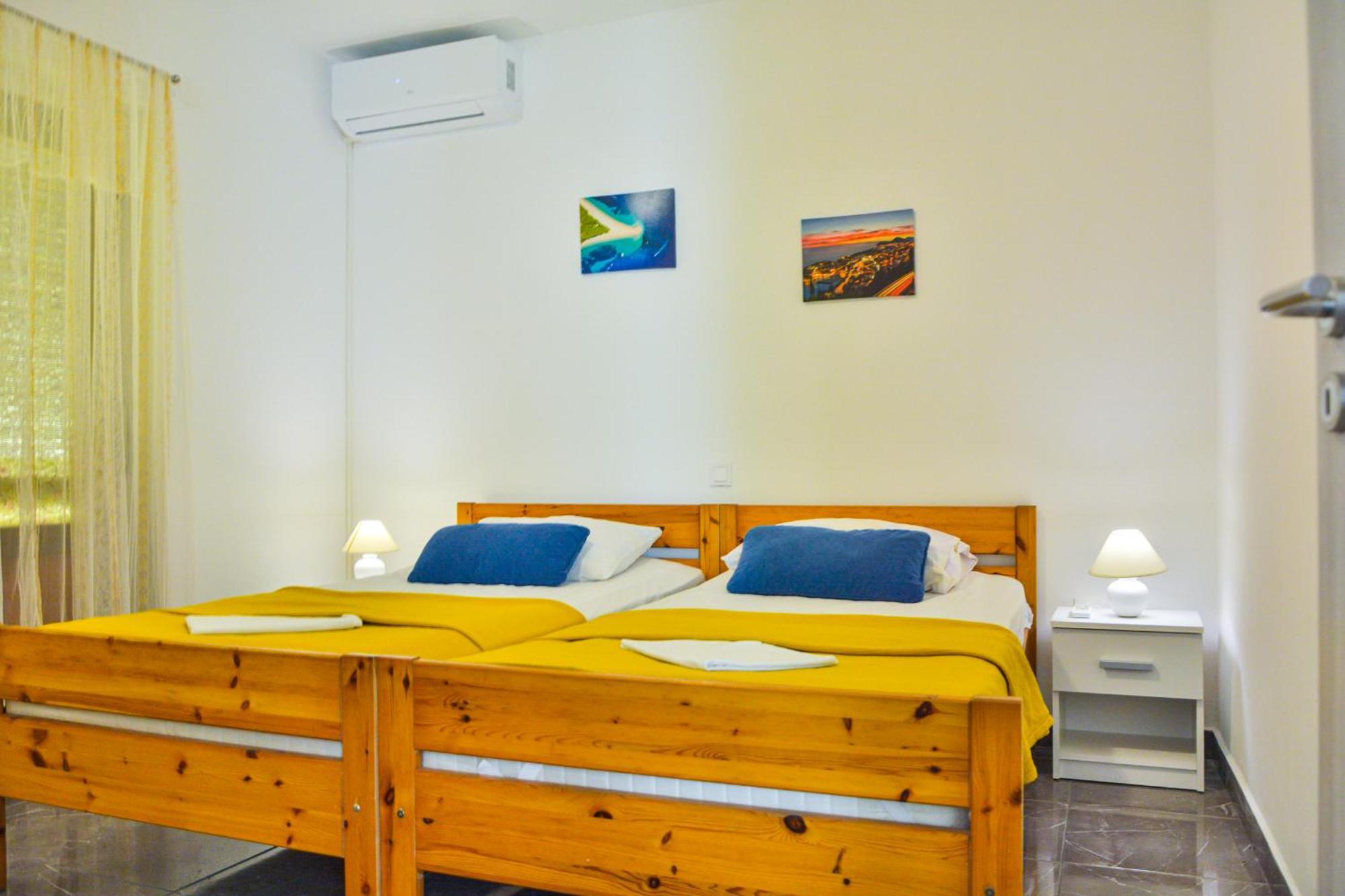 Apartments Did Ive Sibinj Krmpotski Bilik gambar